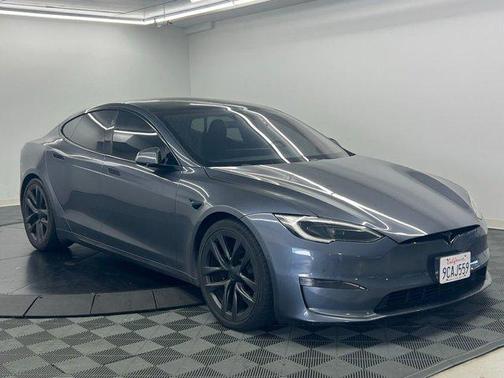 2022 Tesla Model S Base