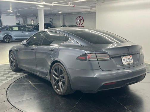 2022 Tesla Model S Base