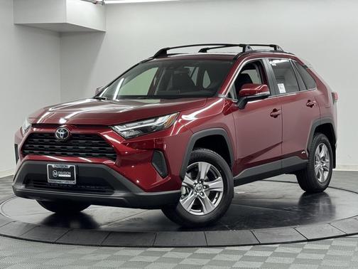 2025 Toyota RAV4 Hybrid LE
