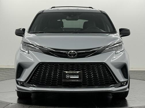 2026 Toyota Sienna XSE 7 Passenger