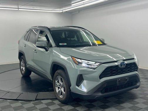 2023 Toyota RAV4 Hybrid XLE