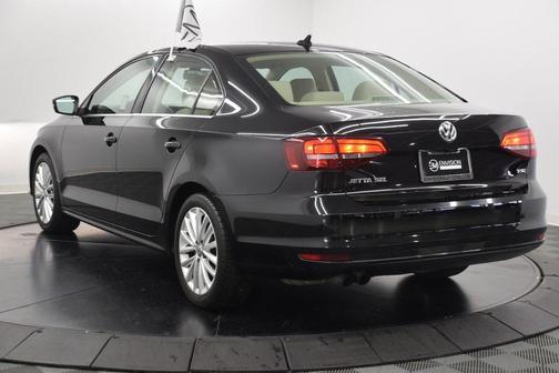 2016 Volkswagen Jetta 1.8T SEL
