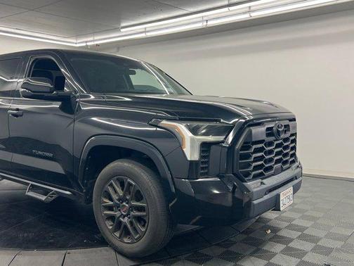 Midnight Black Metallic 2022 Toyota Tundra SR5