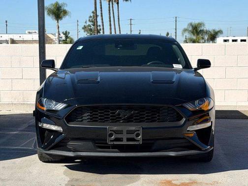 2021 Ford Mustang EcoBoost