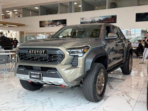 2026 Toyota Tacoma Hybrid Trailhunter