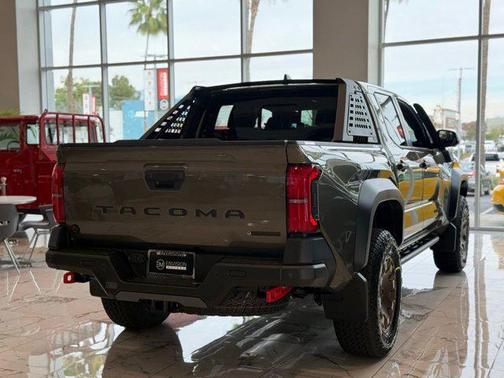 2026 Toyota Tacoma Hybrid Trailhunter