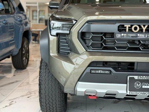 2026 Toyota Tacoma Hybrid Trailhunter