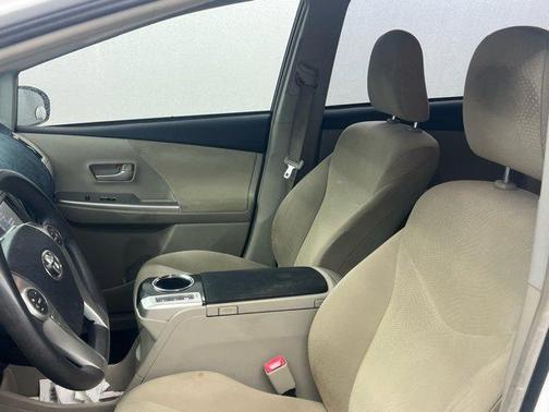 2013 Toyota Prius v Three