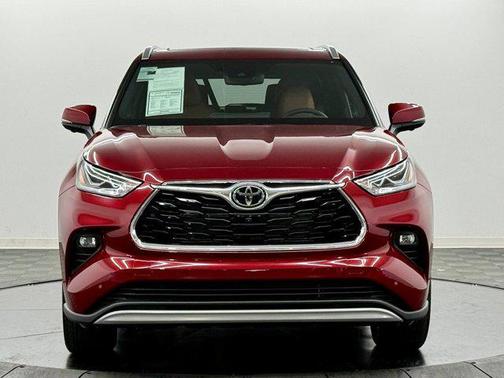 Ruby Flare Pearl 2026 Toyota Highlander Hybrid Platinum