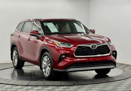 Ruby Flare Pearl 2026 Toyota Highlander Hybrid Platinum