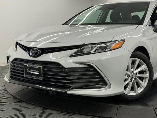 Ice Edge 2024 Toyota Camry LE