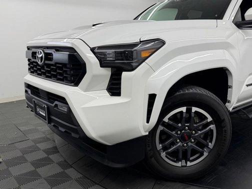 Ice 2024 Toyota Tacoma TRD Sport