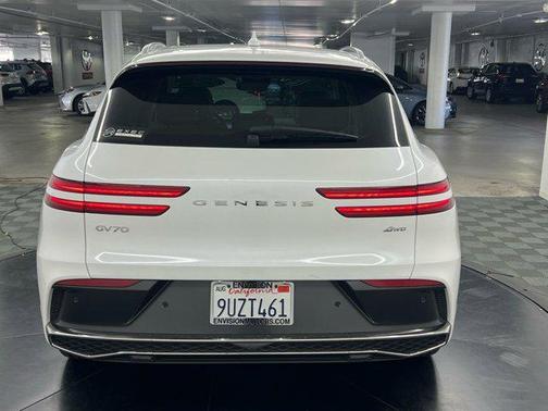 2026 Genesis GV70 2.5T Select