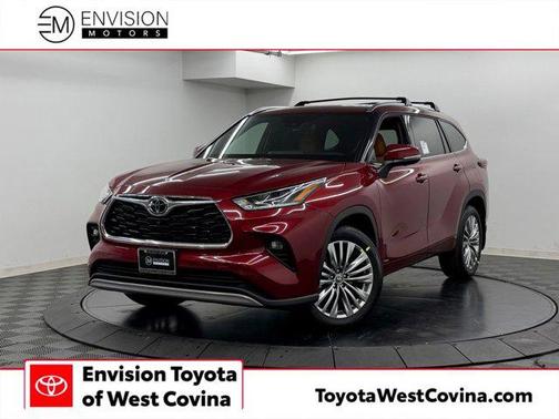Ruby Flare Pearl 2026 Toyota Highlander Hybrid Platinum