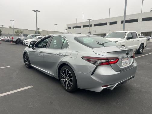 2021 Toyota Camry SE
