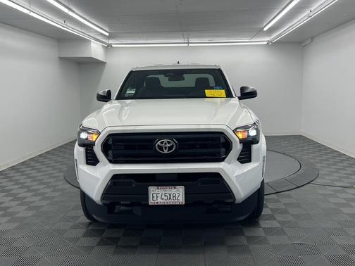 2025 Toyota Tacoma SR