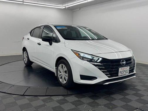 Fresh Powder 2025 Nissan Versa 1.6 S