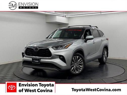 Celestial Silver Metallic 2022 Toyota Highlander Platinum