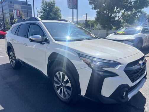 2023 Subaru Outback Touring XT