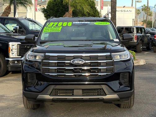 2025 Ford Explorer Active