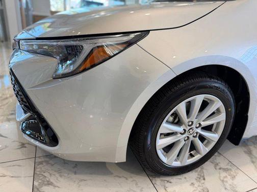Classic Silver Metallic 2026 Toyota Corolla SE