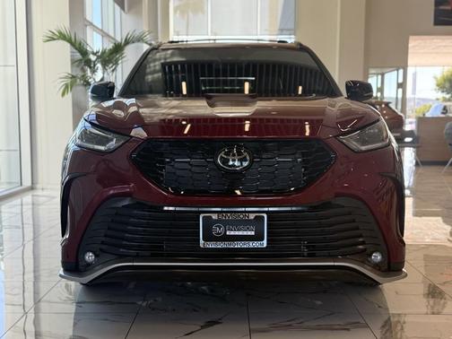 2026 Toyota Highlander XSE