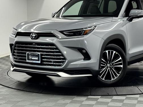 2026 Toyota Grand Highlander Hybrid Limited MAX