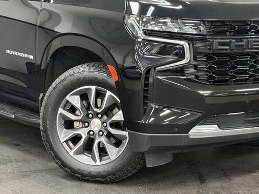 2023 Chevrolet Suburban LS