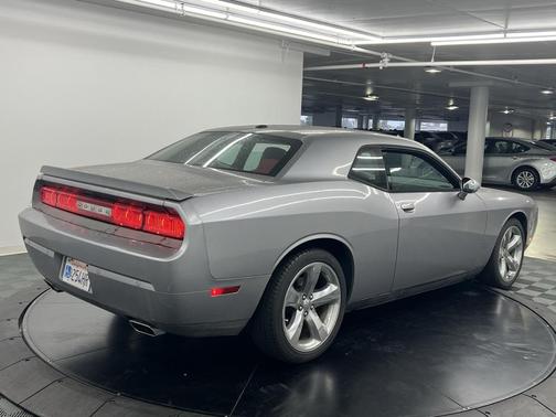 2014 Dodge Challenger SXT