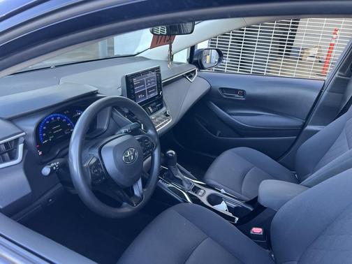 2022 Toyota Corolla Hybrid LE