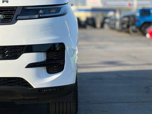 2024 Land Rover Range Rover Sport SE