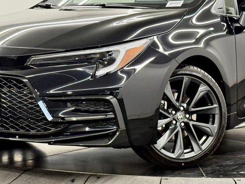 Midnight Black Metallic 2026 Toyota Corolla SE