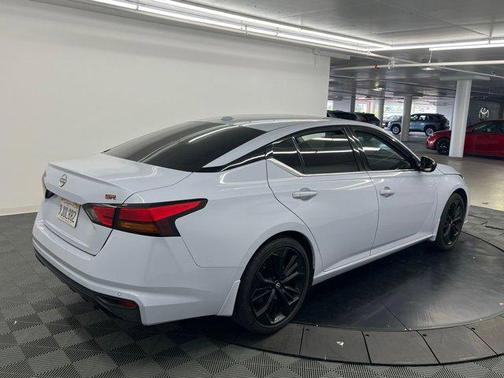 Gray Sky Pearl 2024 Nissan Altima SR FWD