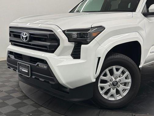 Ice 2026 Toyota Tacoma SR5