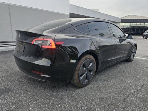 2022 Tesla Model 3 Standard Range