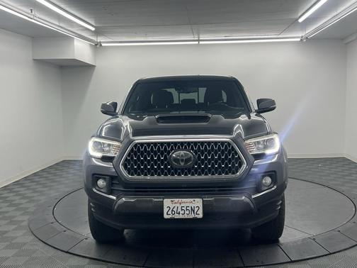 2018 Toyota Tacoma TRD Sport