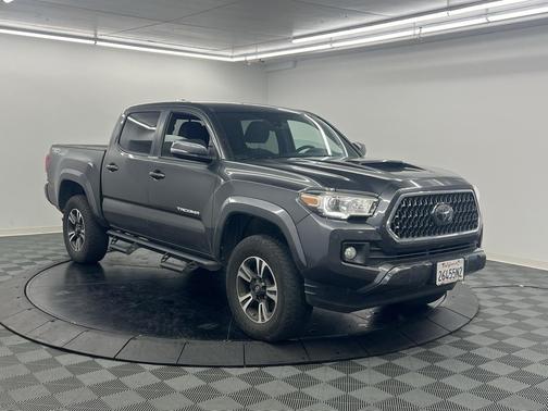 2018 Toyota Tacoma TRD Sport