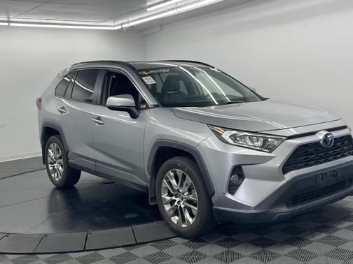 2019 Toyota RAV4 XLE Premium