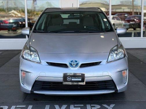 2014 Toyota Prius Plug-in Base