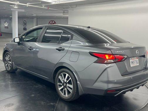 Gun Metallic 2021 Nissan Versa 1.6 S