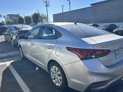 2018 Hyundai Accent SE