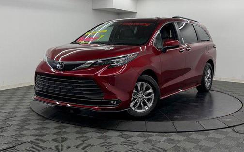 Ruby Flare Pearl 2026 Toyota Sienna XLE