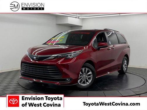 Ruby Flare Pearl 2026 Toyota Sienna XLE