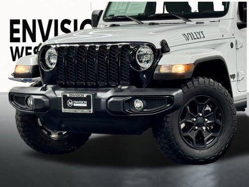 2023 Jeep Gladiator Willys 4x4