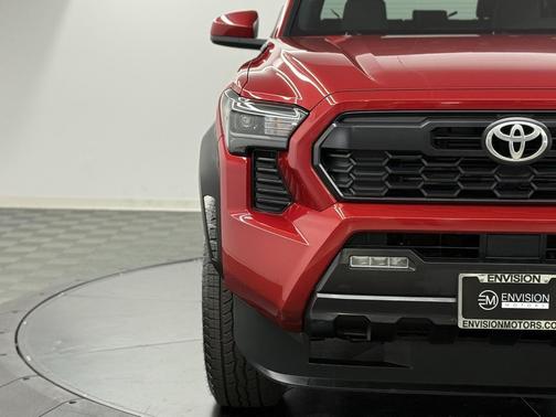 2025 Toyota Tacoma Hybrid TRD Off Road