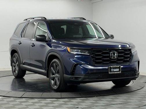 Obsidian Blue Pearl 2024 Honda Pilot Sport