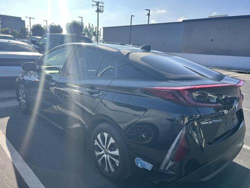 2021 Toyota Prius Prime LE