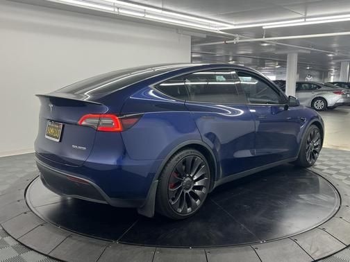 2022 Tesla Model Y Performance Dual Motor All-Wheel Drive