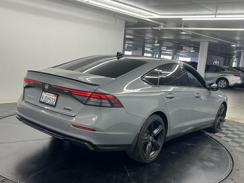 2023 Honda Accord Hybrid Sport-L