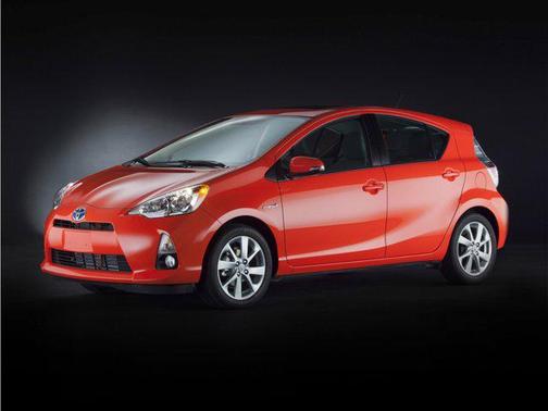 Magnetic Gray Metallic 2014 Toyota Prius c One